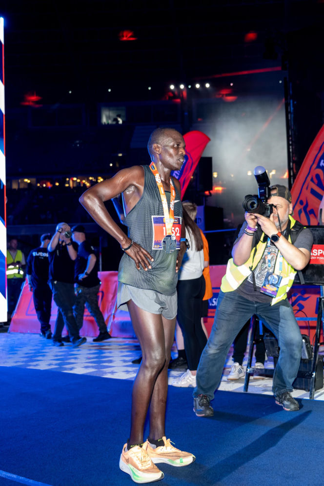 Sukces 12. Tarczyński Nocnego Wrocław Półmaratonu