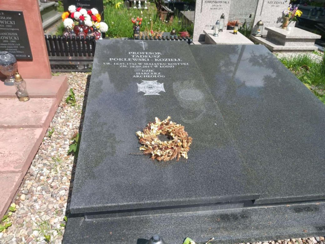 Aleja Zasłużonych Doły
