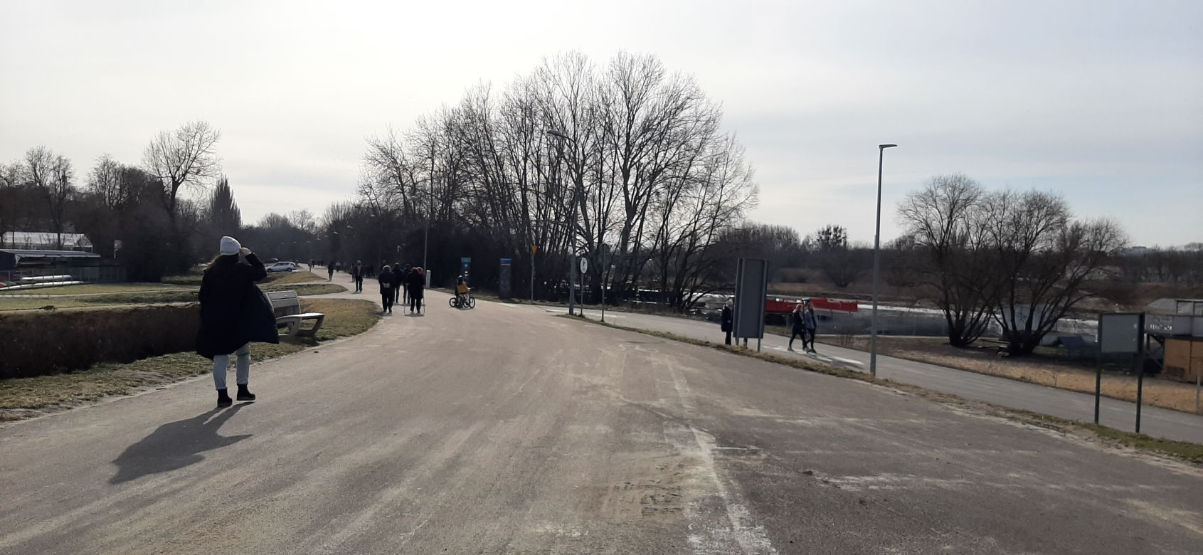 Tłumy nad Wartą w Poznaniu - 20.02.2021