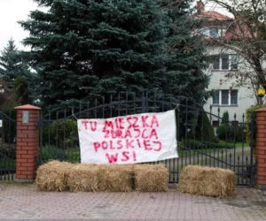Protest rolników 2020 - 21 października. Gdzie blokady i utrudnienia? [LISTA, ZDJĘCIA]