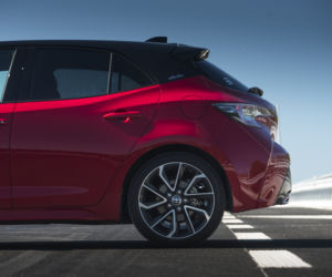 Toyota Corolla Hatchback 2.0 Hybrid 180 KM e-CVT Selection