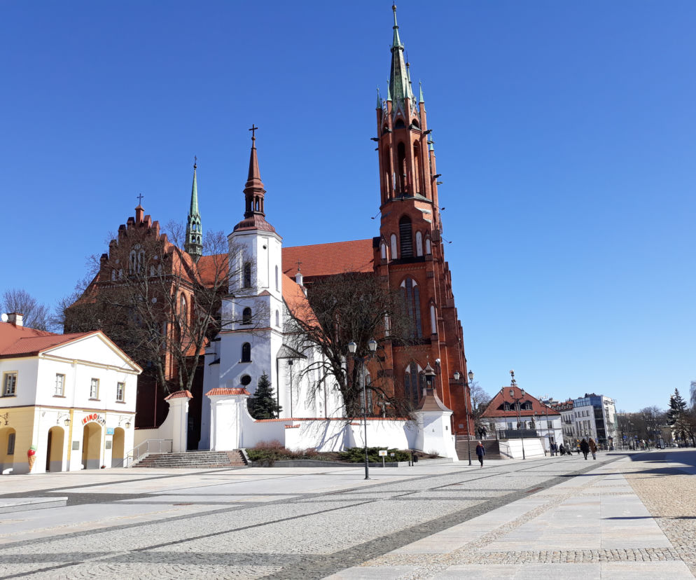 Wielki Piątek. Liturgia Męki Pańskiej w internecie na żywo - 2 kwietnia. Transmisję przeprowadzi Archidiecezja Białostocka