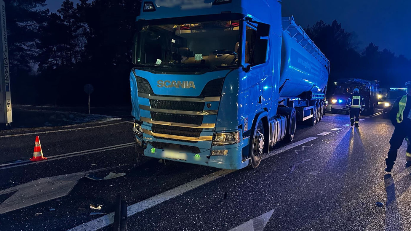 Wypadek na DK 10 pod Bydgoszczą! Jedna osoba trafiła do szpitala [ZDJĘCIA]