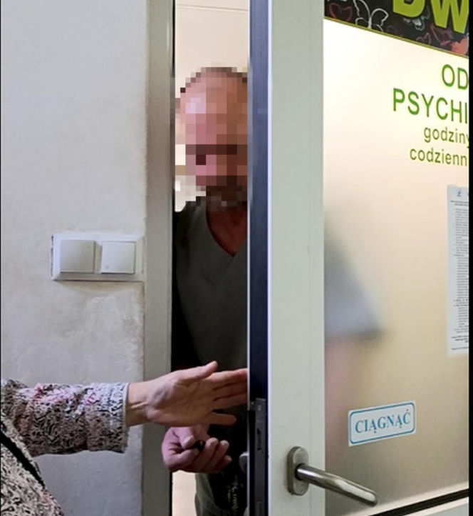 Dramat 21-latki w szpitalu w Łukowie. "Zamknęli mi córkę w psychiatryku!"