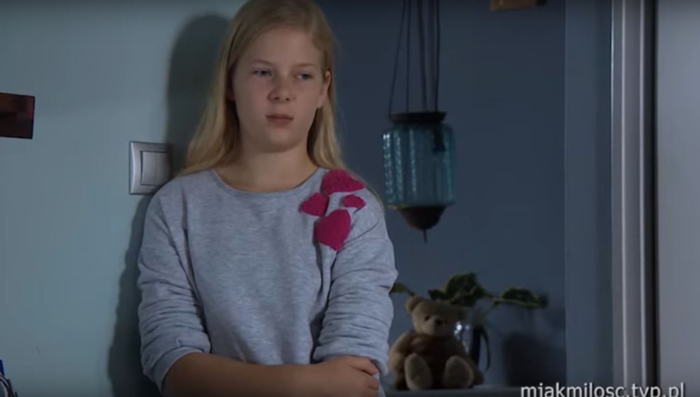 M jak miłość, odcinek 1492: Lenka ucieknie z domu. Przez romans Kingi? Dramatyczne poszukiwania córki Zduńskich- WIDEO