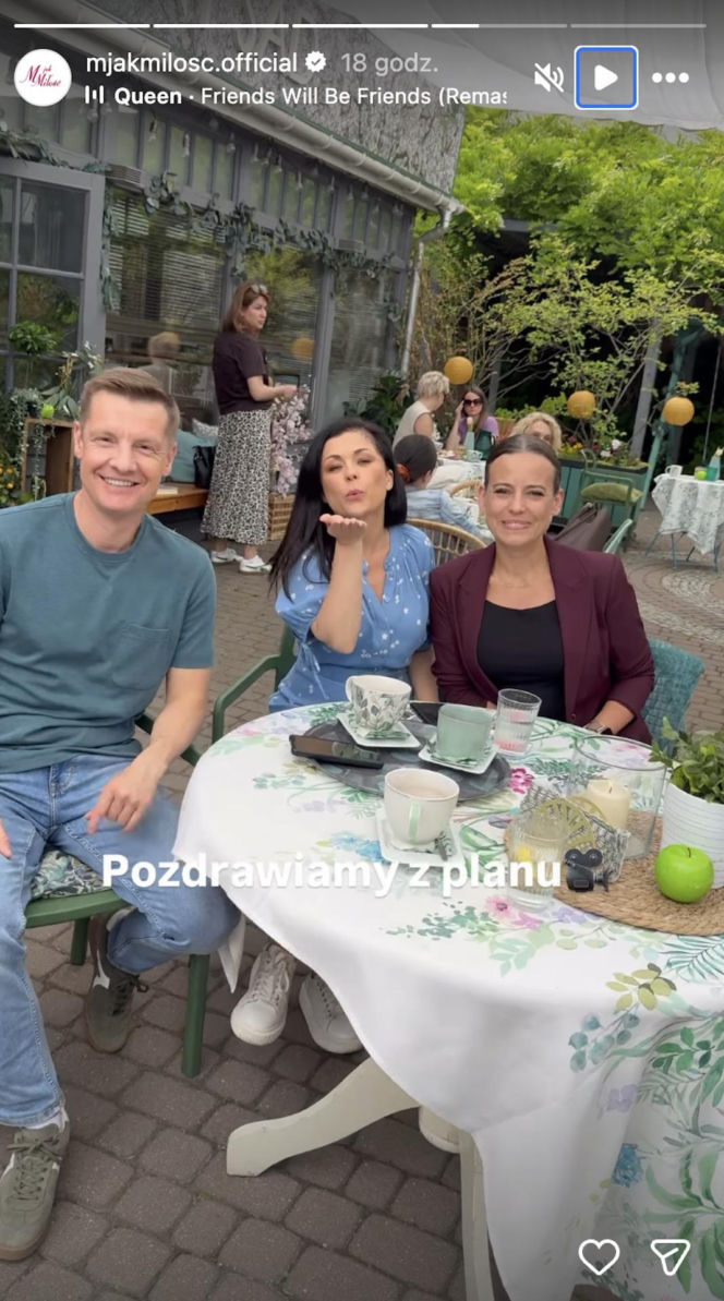 M jak miłość. Paweł (Rafał Mroczek), Kinga (Katarzyna Cichopek), Magda (Anna Mucha)