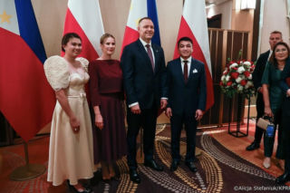 Marta Nawrocka znów błysnęła! Wyglądała jak księżna Kate!
