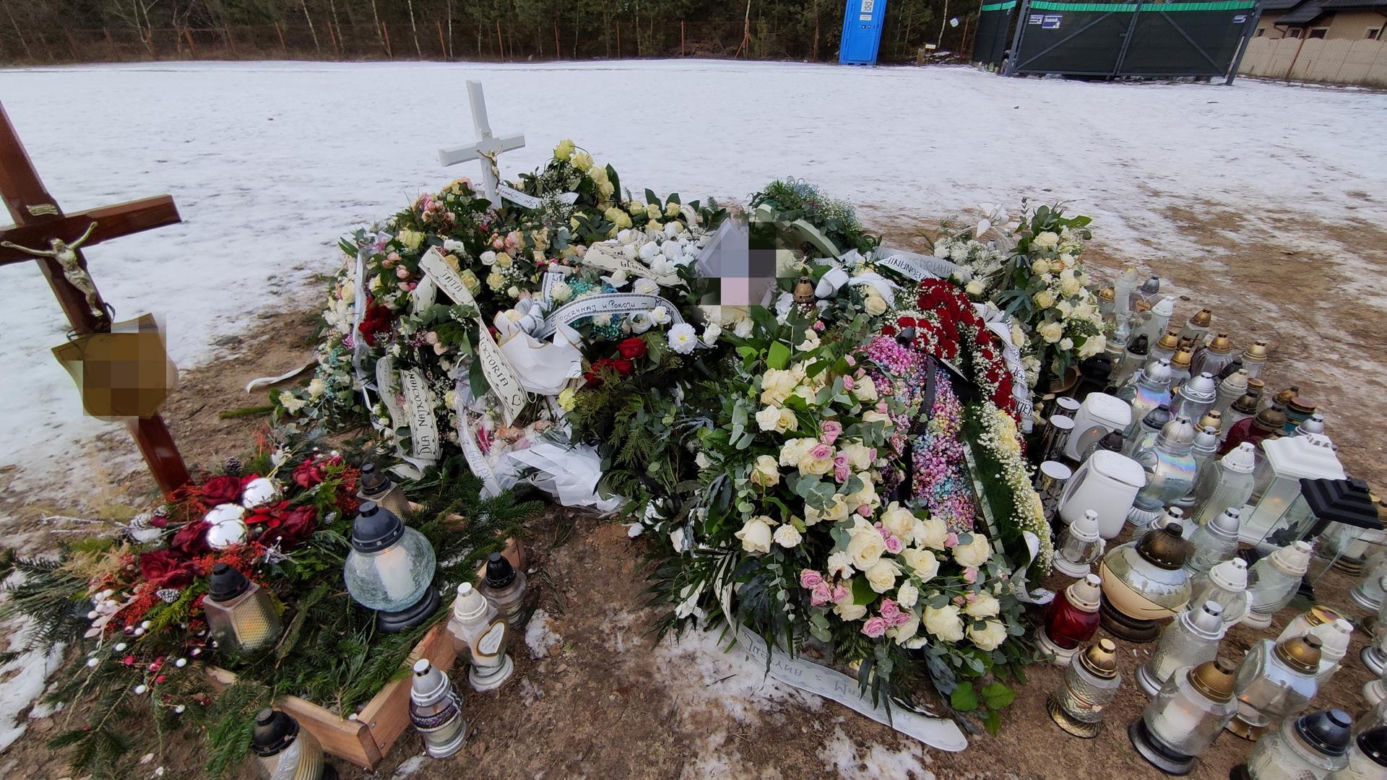 Wzruszający widok grobu Igi potrąconej przez tramwaj w Fordonie