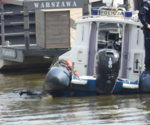 Akcja służb w centrum Warszawy. W Wiśle dryfowało ciało