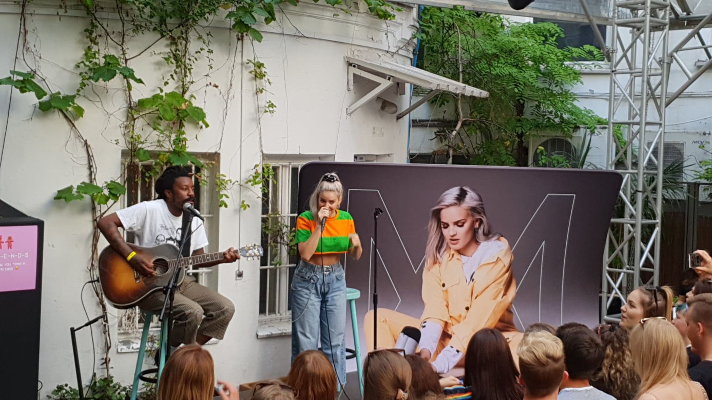 Anne-Marie w Warszawie 12.08.2018 - kameralny koncert