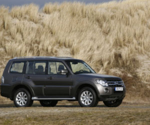 Mitsubishi Pajero 2014