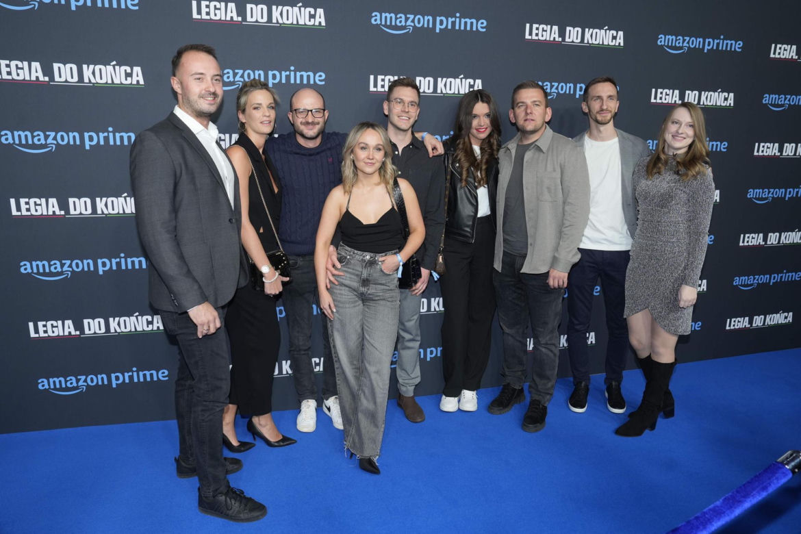 Premiera serialu "Legia. Do końca" Piłkarze Legii zadali szyku