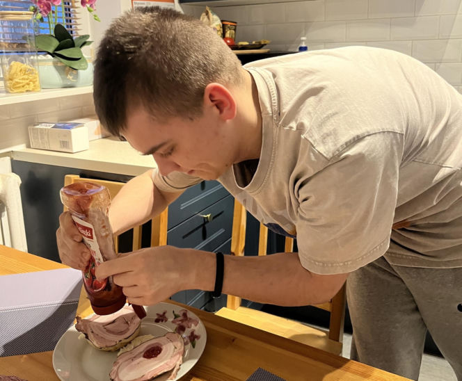 Lekarze nie dawali mu szans. 19-letni Kuba i jego mama pokazują, czym jest prawdziwa walka