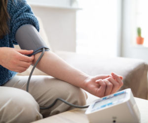 To cichy dramat 11 mln Polaków. Wybitni lekarze alarmują: tylko co piąty pacjent leczy się skutecznie