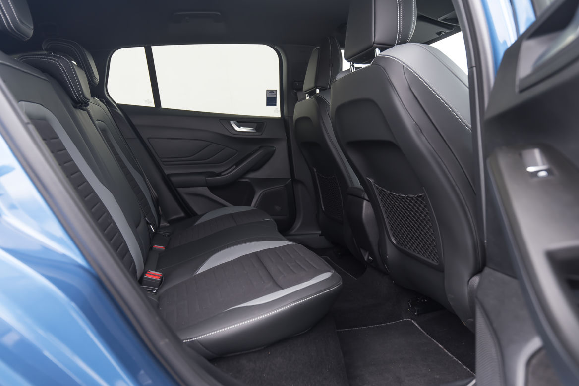 Ford Focus ST kombi 2.0 EcoBlue 190 KM M6 