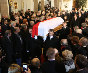 11 lat temu zmarł Józef Oleksy. Tak wyglądał jego pogrzeb