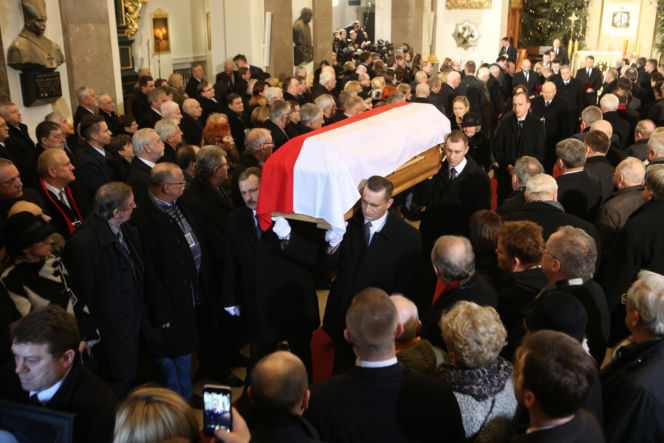 11 lat temu zmarł Józef Oleksy. Tak wyglądał jego pogrzeb