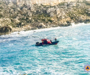 13-letnia Oliwia porwana przez falę. Rodzinny spacer zakończył się tragedią