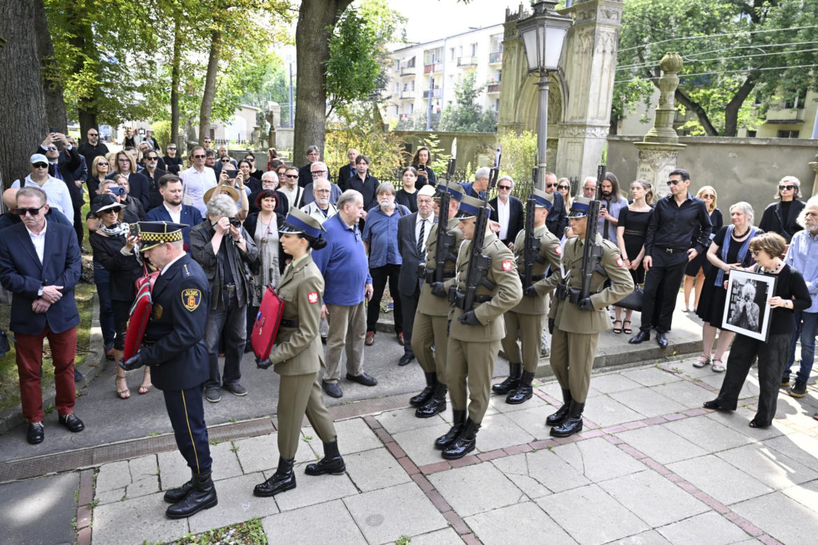 Tadeusz Rolke pogrzeb. Monika Olejnik z partnerem