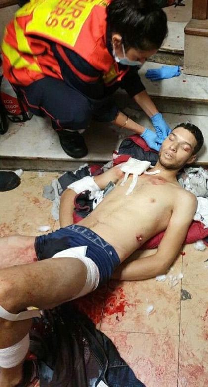 Obcinał głowy nad wodą święconą z Koranem w ręku. Powiedzcie moim dzieciom, że je kocham - ostatnie słowa ofiary terrorysty