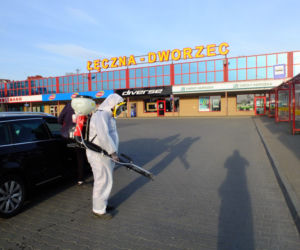 Emeryt chroni kolegów górników