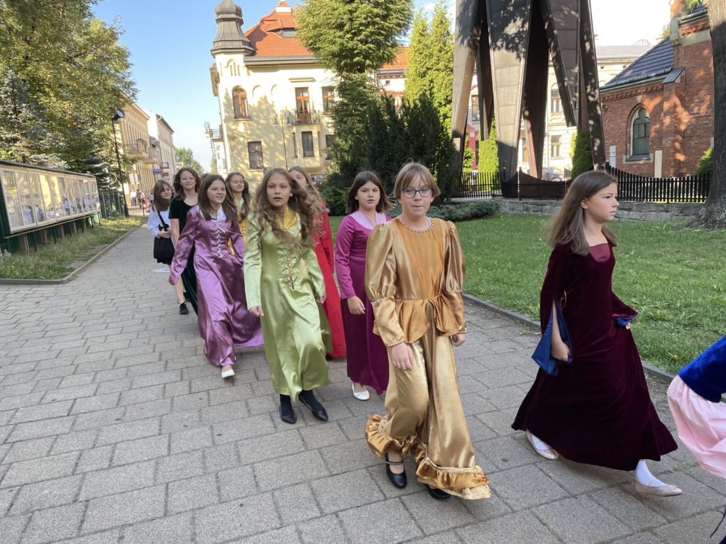 Uczniowie z Nowego Sącza rozpoczęli nowy rok szkolny