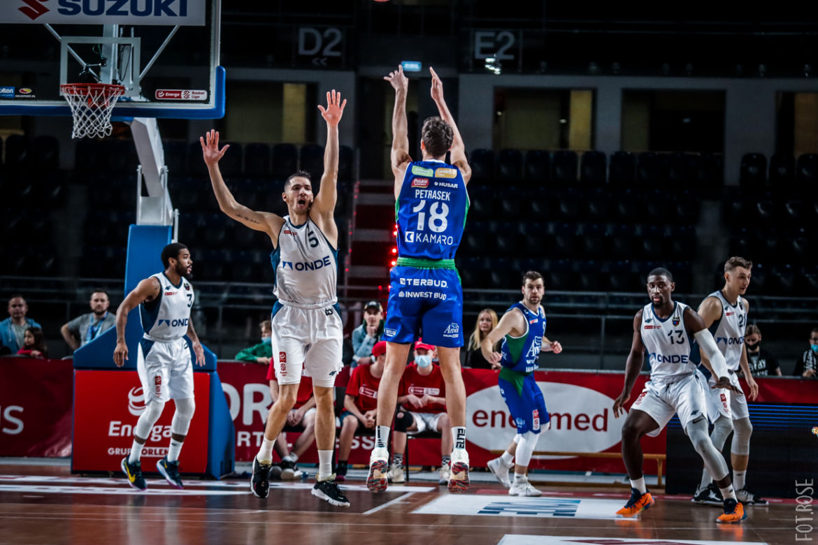 Twarde Pierniki Toruń - Anwil Włocławek 84:92, dużo zdjęć z Areny Toruń
