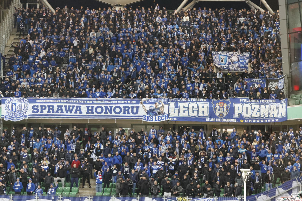 Legia Warszawa - Lech Poznań: Zdjęcia kibiców z klasyku i 13. kolejki PKO BP Ekstraklasy