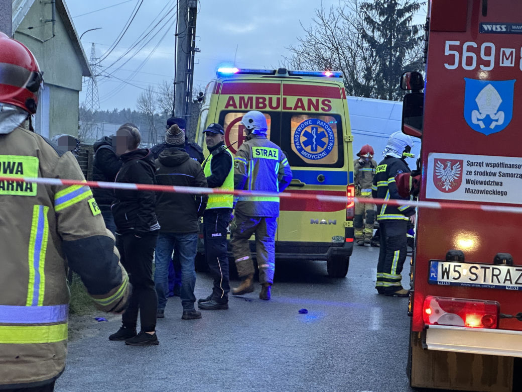 Jeziorzany pod Tarczynem. Bus uderzył w autobus szkolny. Wśród rannych małe dzieci
