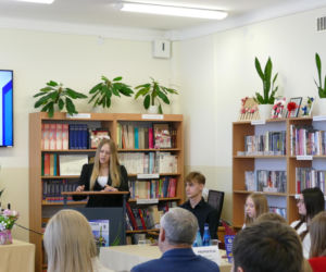 Debata szkolna w ramach programu Złote Szkoły NBP w Ekonomiku