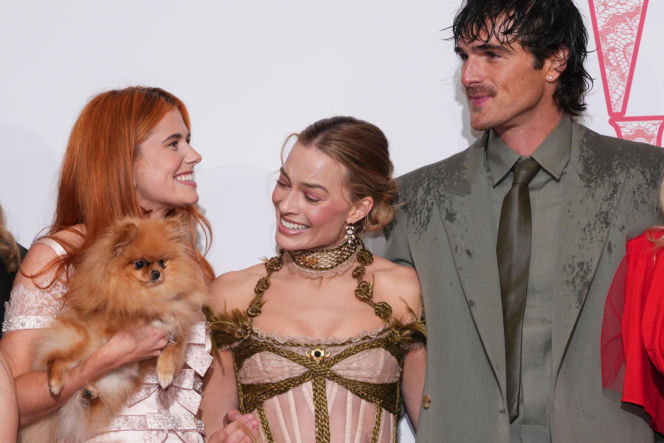 Jacob Elordi i Margot Robbie na premierze "Wichrowych Wzgórz"