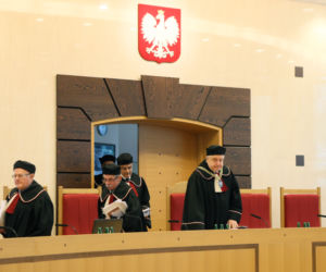 TRYBUBNAŁ KONSTYTUCYJNY