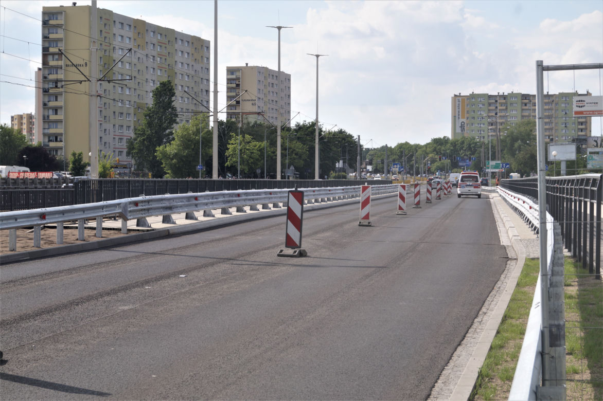 Wiadukt WOŚP w Bydgoszczy w pełni przejezdny dla aut! Rowerzyści muszą jeszcze poczekać [ZDJĘCIA] 