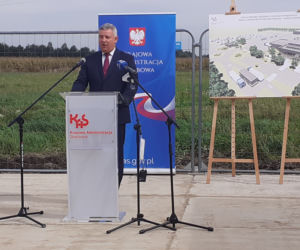 Uroczystość wmurowania kamienia węgielnego pod budowę Oddziału Celnego w Przemyślu 