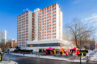 Biedronka - budynek projektu Stanisława Kwaśniewicza w Katowicach