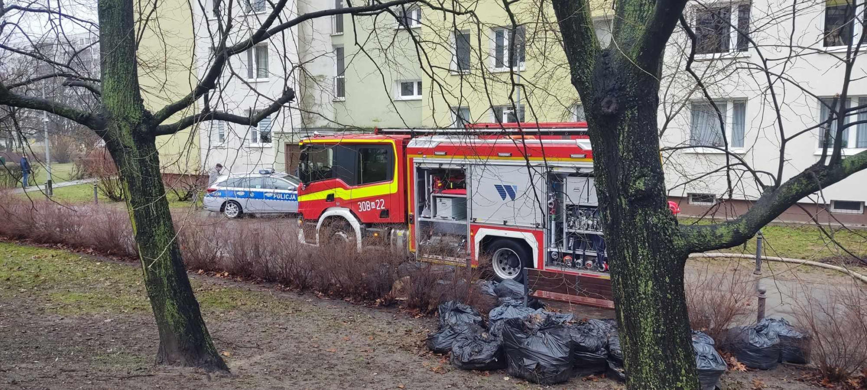 Pożar w bloku przy ulicy Łukowskiej w Warszawie