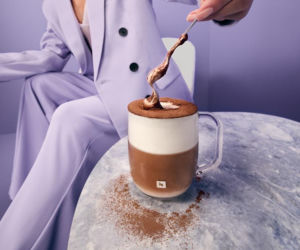 Wejdź do nowego świata Nespresso Vertuo, wspólnie z globalną ambasadorką marki – Dua Lipą