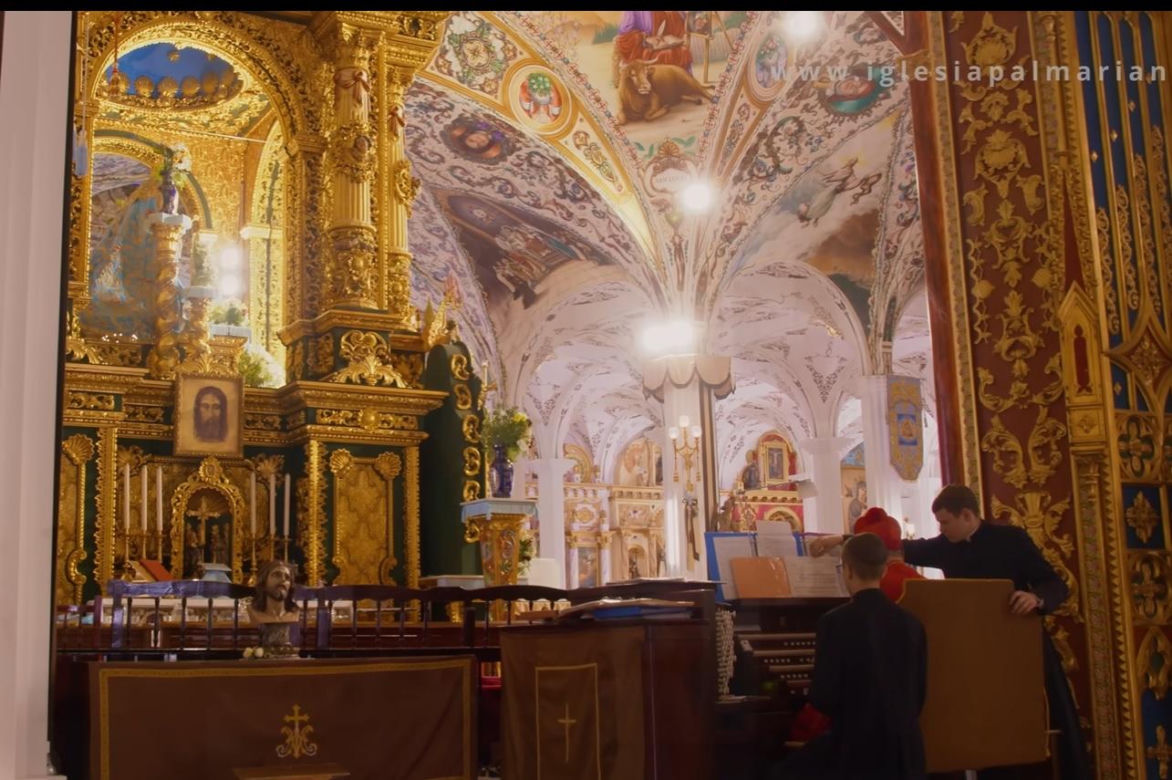 Tak wygląda wnętrze Kościoła Palmariańskiego 