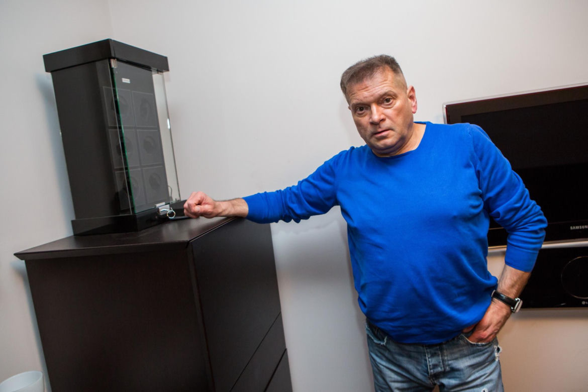 Aż trudno uwierzyć, że tak kiedyś wyglądał Krzysztof Rutkowski. Co za metamorfoza!