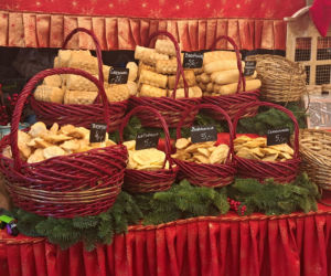 Jarmark Bożonarodzeniowy 2025 na Rynku Głównym w Krakowie. Jedzenie drogie jak nigdy