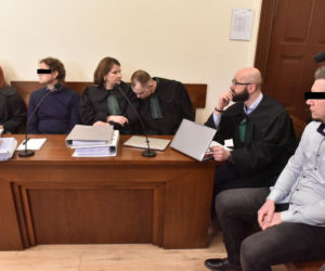 Początek procesu lekarzy oskarżonych o zaniedbania w sprawie śmierci 19‑letniego Olka z Grudziądza