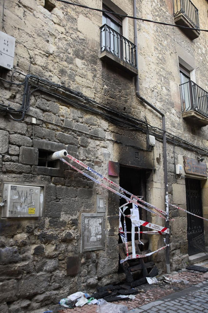 Tragiczny pożar w domu na starym mieście. Trzy osoby nie żyją, wśród rannych dzieci