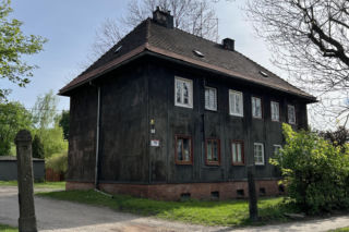 Zabrze, Stalowy Dom, ul. Cmentarna 7D