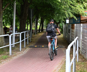 Progi zwalniające na trasach rowerowych