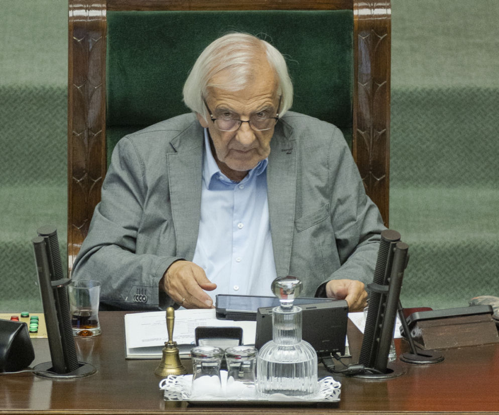 Nocne przeprosiny w Sejmie. Nagranie z Terleckim trafiło do sieci