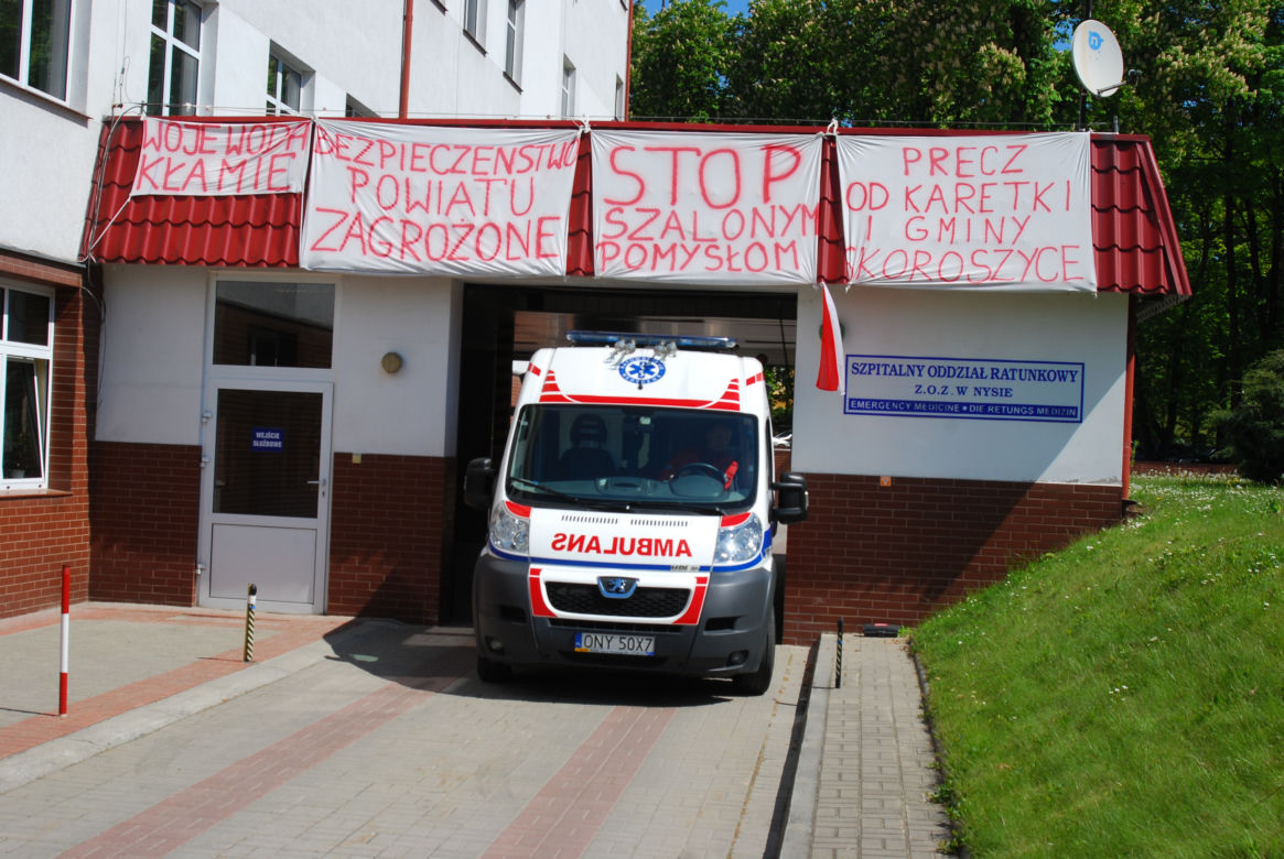 Śmierć pod szpitalem