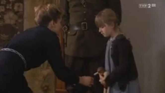 Czas honoru 6 sezon odc. 72. Ada Lewińska (Magdalena Cielecka), Katia (Gabrysia Mazurek)