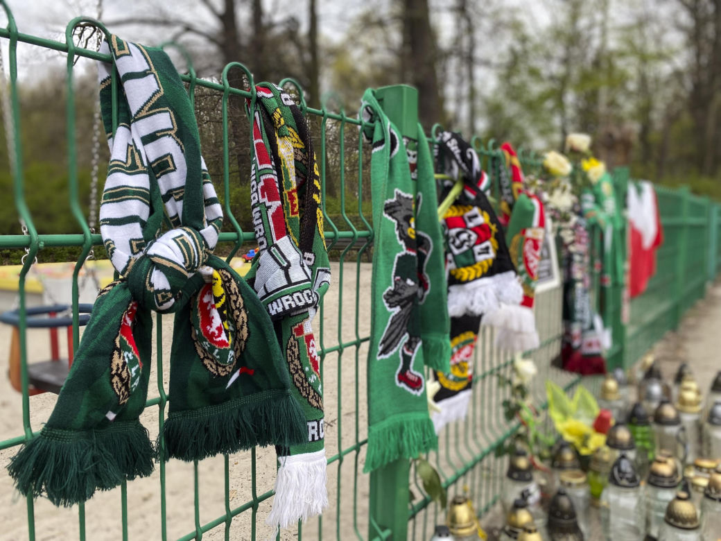 Śmierć Jacka Magiery. Znicze pod parkiem Grabiszyńskim