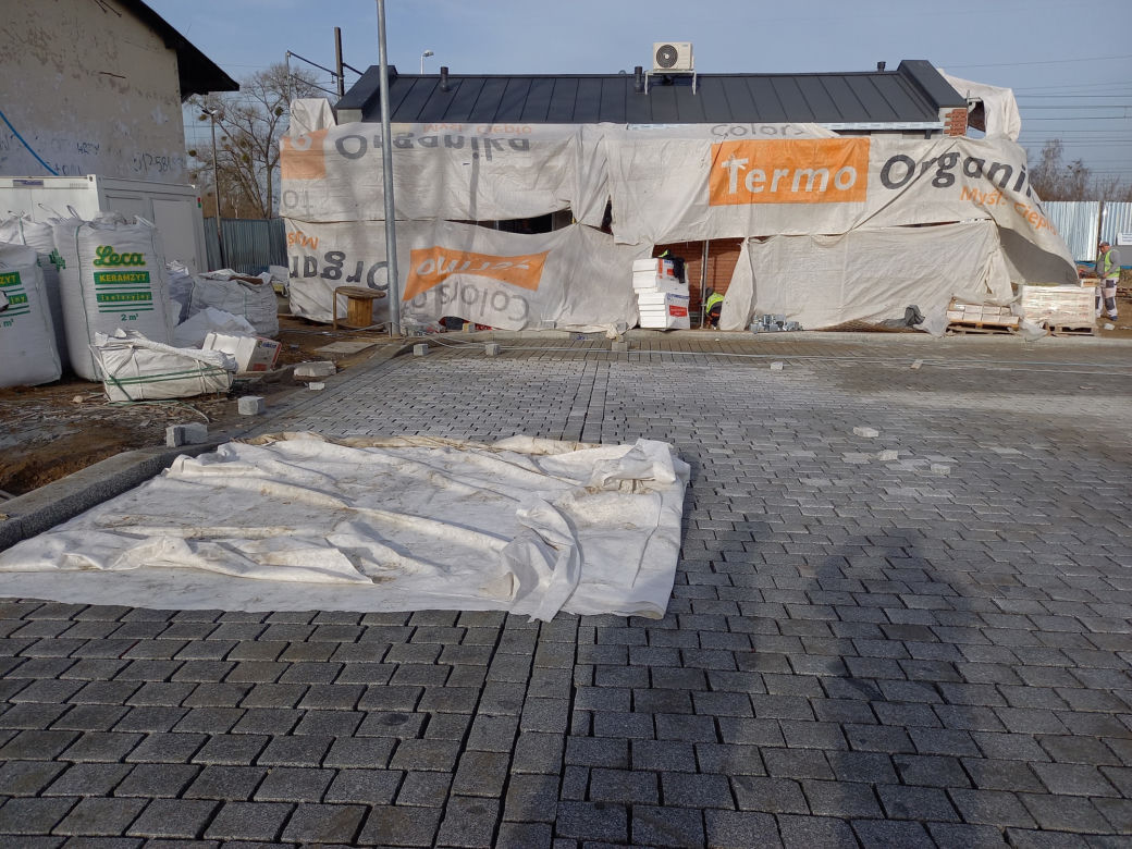 Budowa węzła przesiadkowego w Podjuchach - marzec 2021