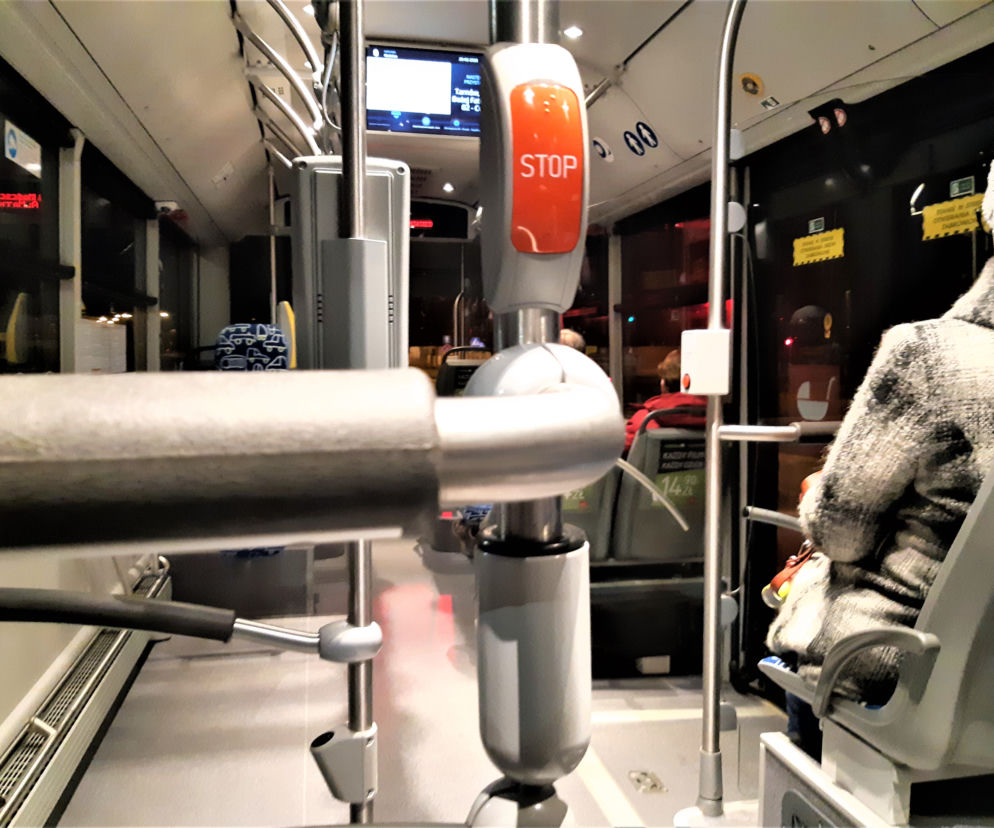 Wyrywkowa kontrola noszenia maseczek w miejskich autobusach